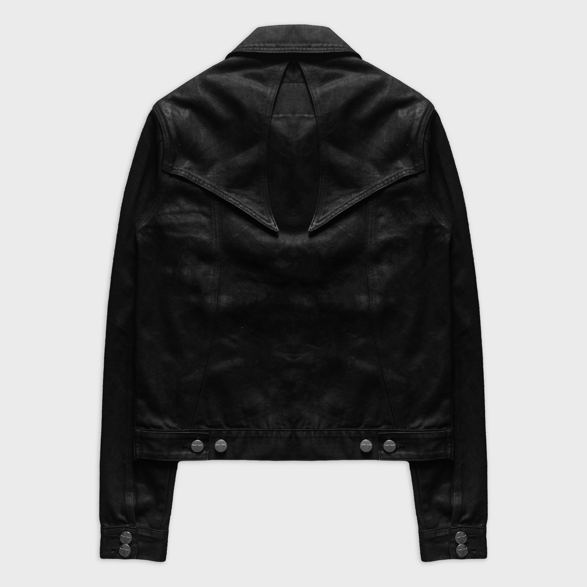 SIGNATURE TRUCKER JACKET IN WAXED NOIR DENIM