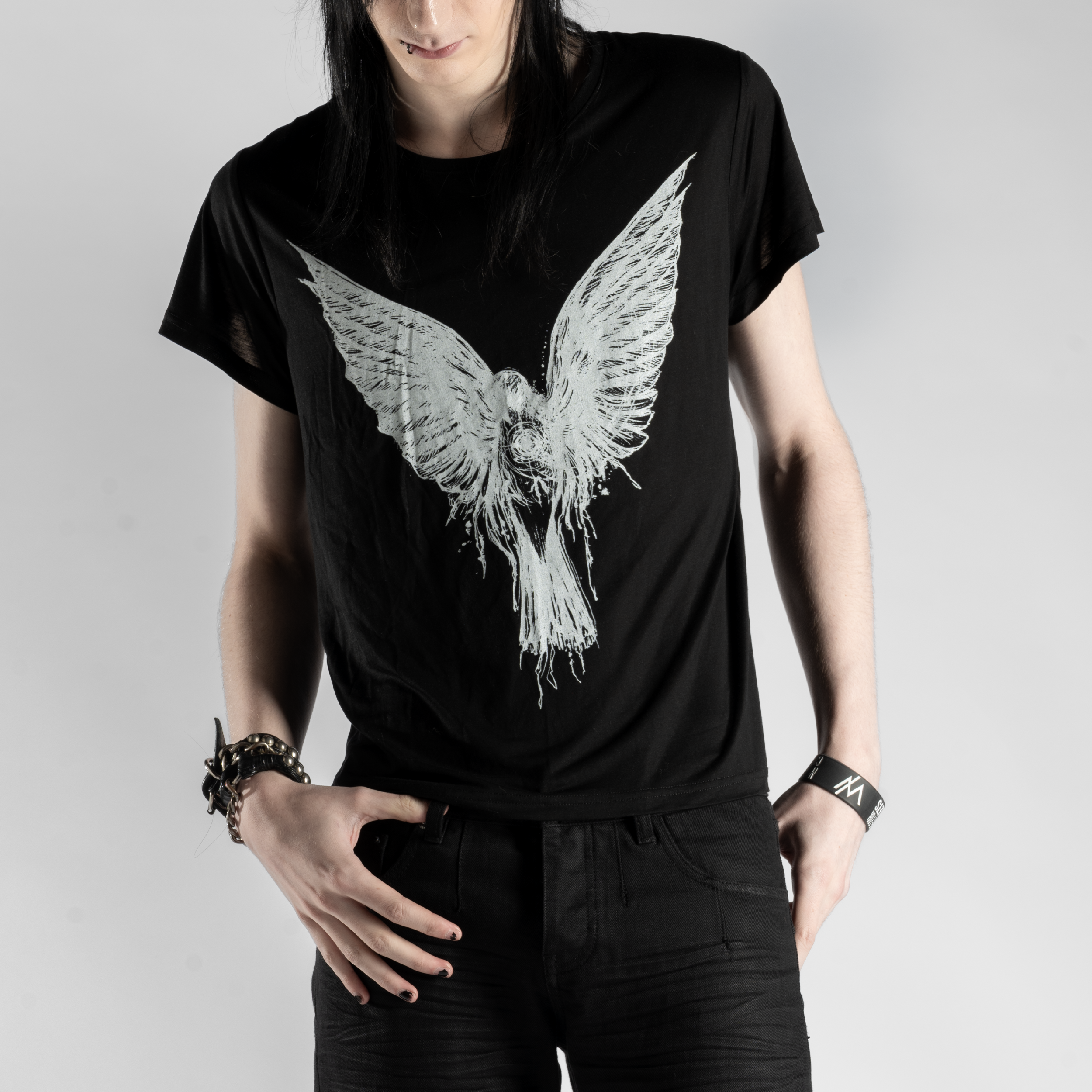 'THE BIRDS' GRAPHIC PRINT T-SHIRT IN SOFT BLACK COTTON