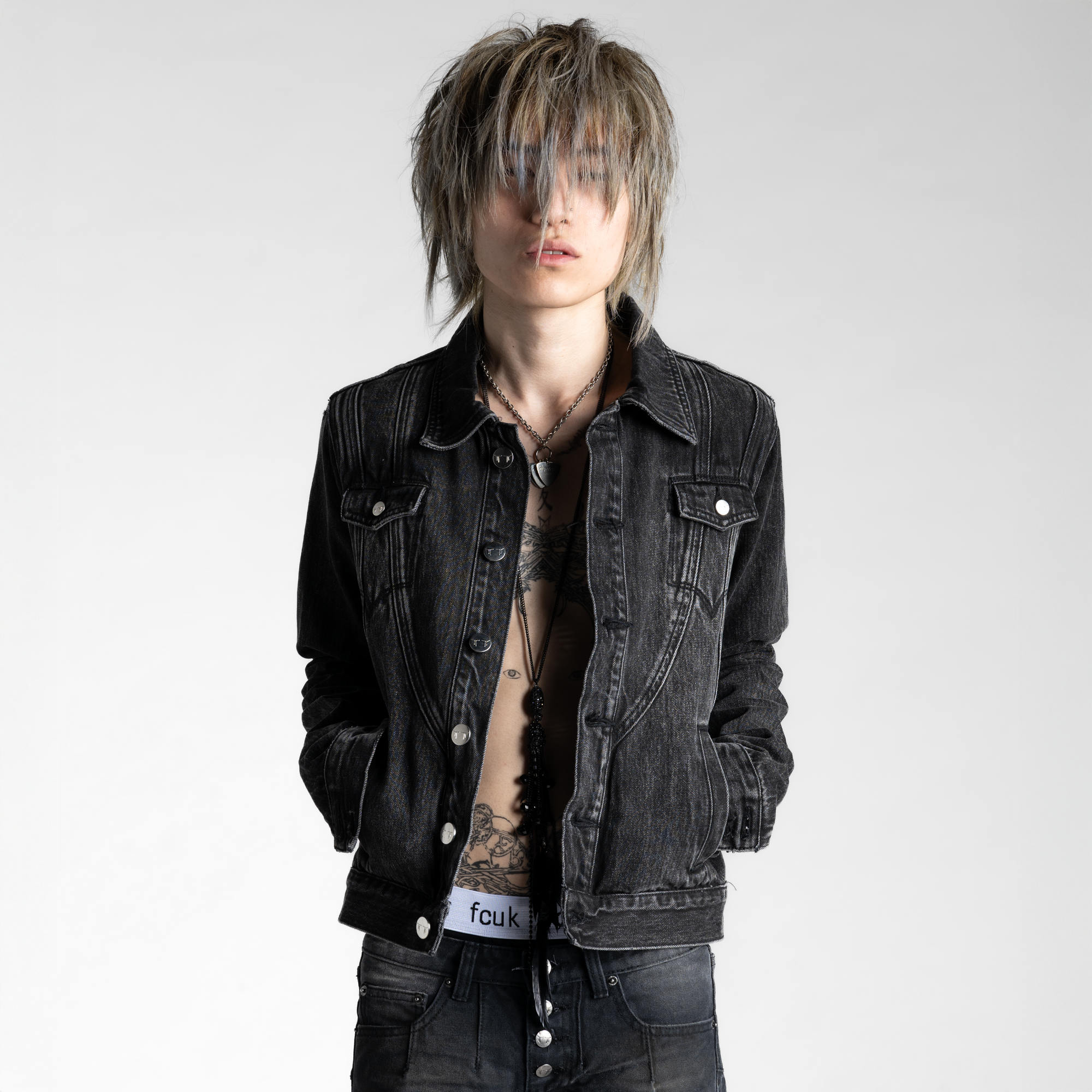 SAMPLE SALE ITEM #18 - SIGNATURE TRUCKER JACKET IN WASHED GREY