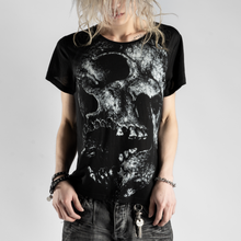 DECAYED SKULL GRAPHIC PRINT T-SHIRT IN SOFT BLACK COTTON