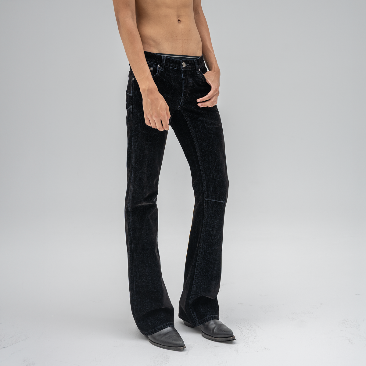 BACKSTAGE JEANS IN SOFT VELVET DENIM